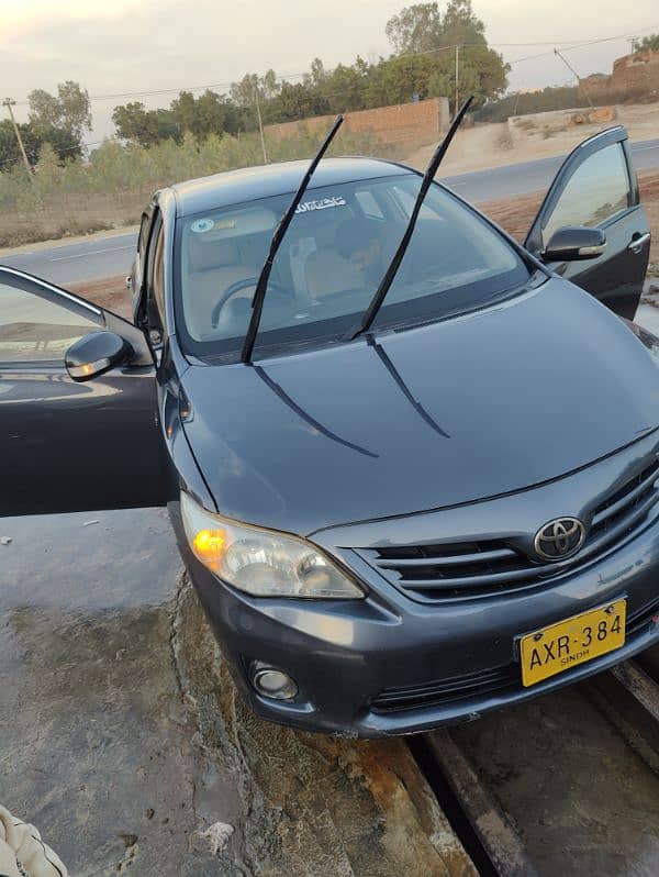 Toyota Corolla GLI 2012 1.6 automatic 3