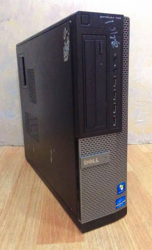 DELL OPTIPLEX 790 | Core i3 | 6 GB Ram | 1 Gb Graphic Card | 320Gb HDD 0