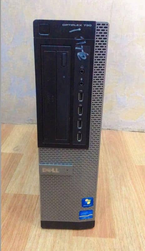 DELL OPTIPLEX 790 | Core i3 | 6 GB Ram | 1 Gb Graphic Card | 320Gb HDD 1