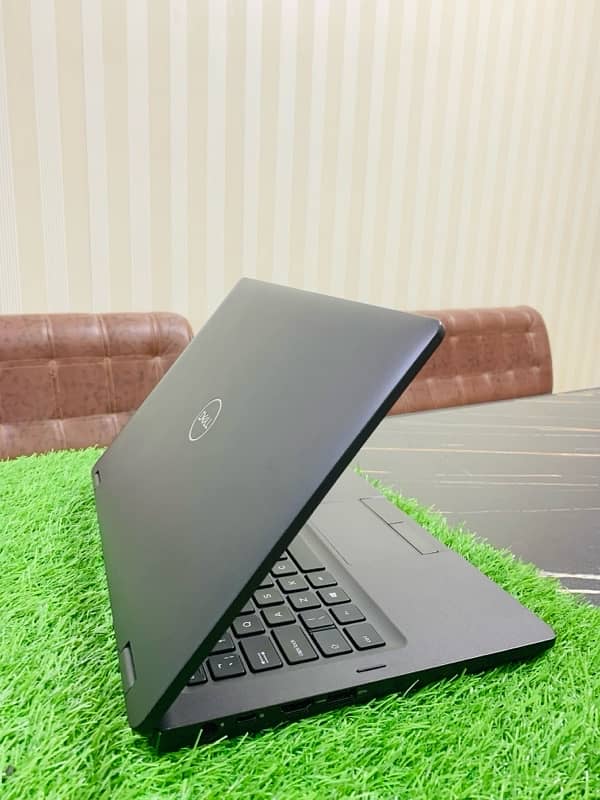 Dell 5300 2 in 1 i5 8th generation 3