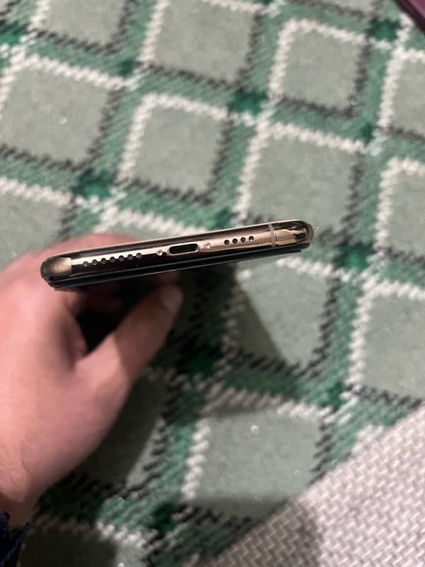 iPhone 11 Pro Max Non-PTA 2