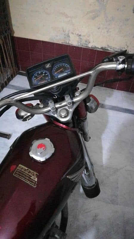 Honda 125 Urgent Sale at Lahore 1