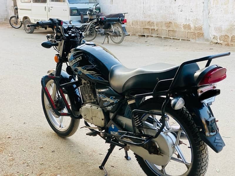 suzuki gs 150 se 1