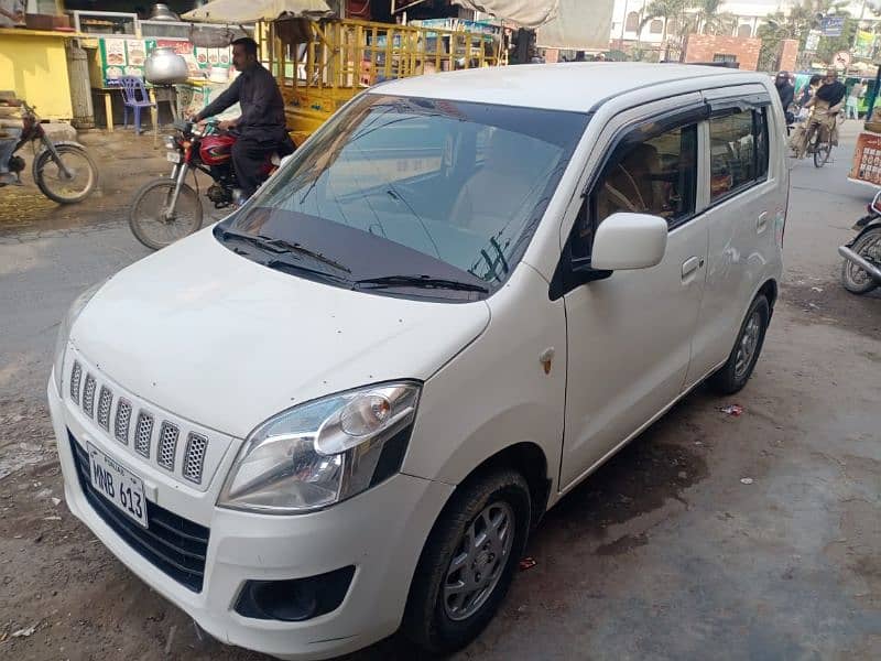 Suzuki Wagon R 2019 1