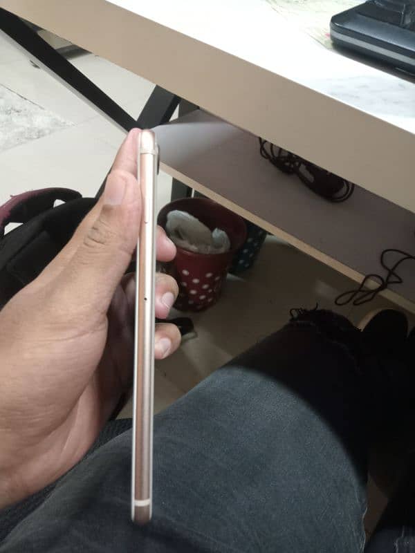 iphone 8 plus sell or exchange (03104739541). 5