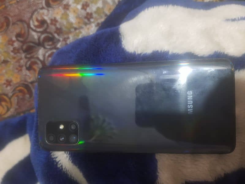 Samsung a51 4