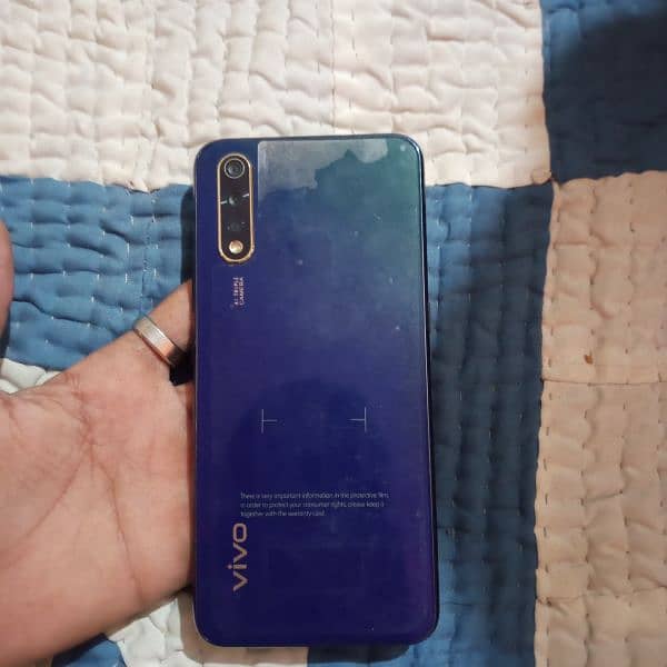 vivo s1   8/256 1