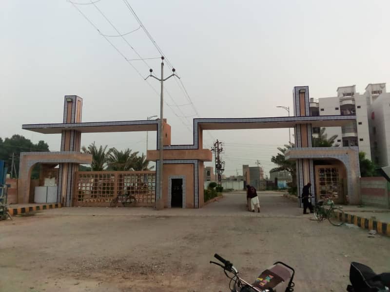 Excellent 200 SY Residential Plot in Falaknaz Dream 2