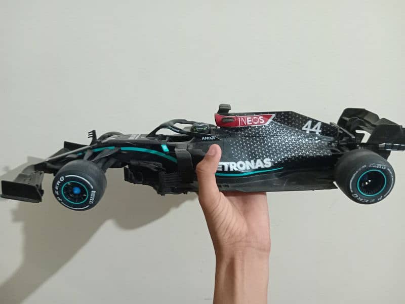 Mercedes f1 formula car 2