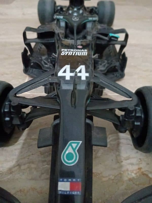 Mercedes f1 formula car 3