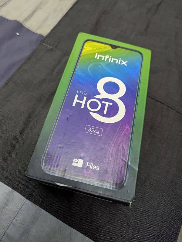 Infinix Hot 8 11000 3