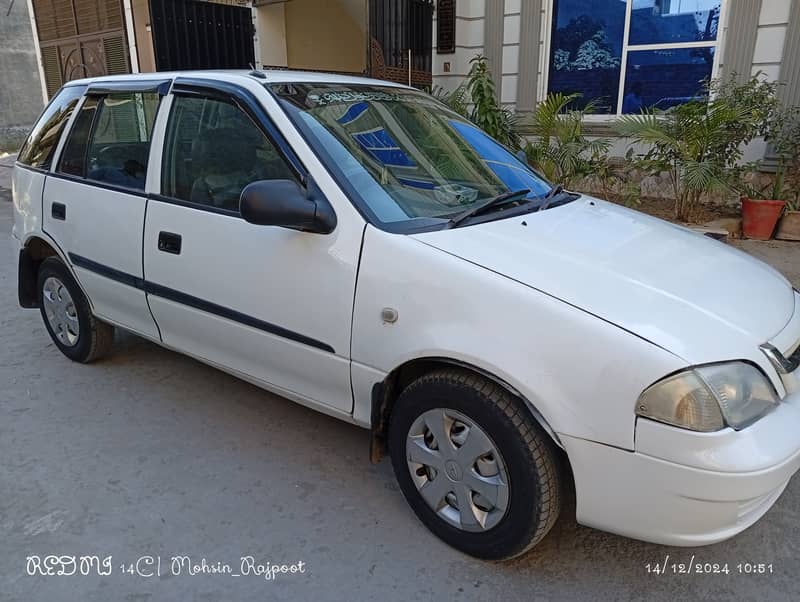 Suzuki Cultus VXR 2011 white 2