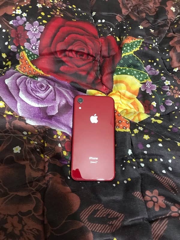 I phone xr 128 gb red color contact 03014815362 2