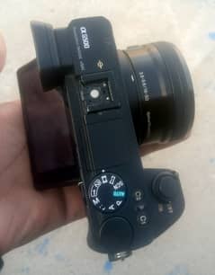 Sony 6500 mirror less camera with kit lense