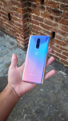 OnePlus 8 in mint condition