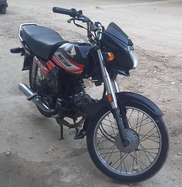 Honda 70 Dream 3