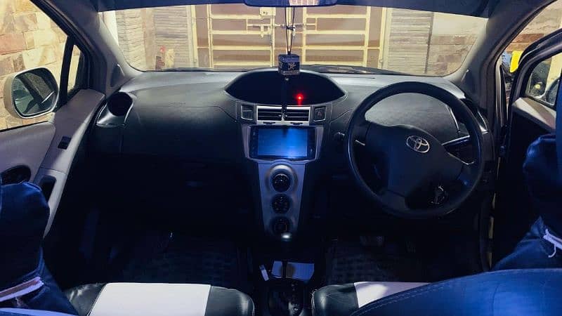 Toyota Vitz 2008 / 2013 6