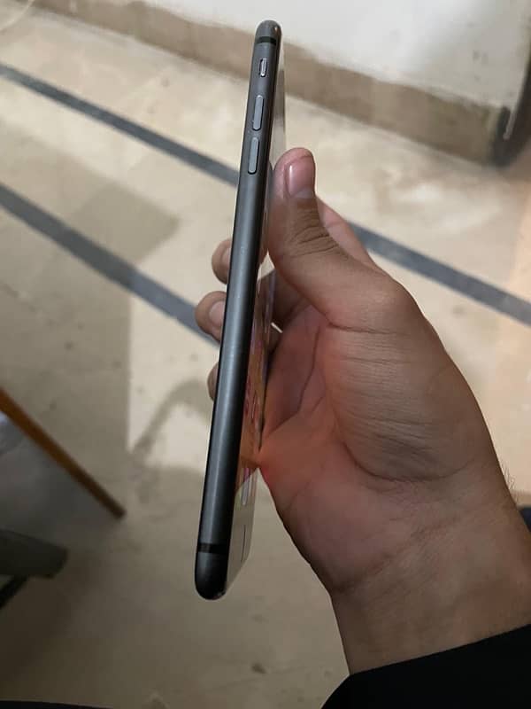 iphone 8 plus ( pta approved ) 2