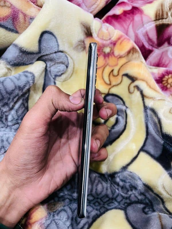 OPPO Reno4 Pro 8+5 rom 256 mem 2