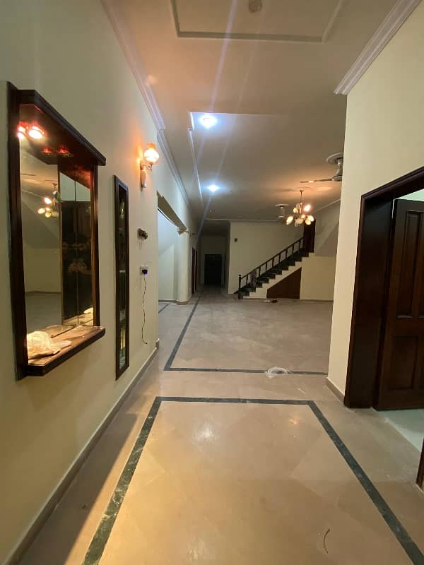 Orginal picture 1 kanal House For Sale in Pcsir Phase 2 Near By UCP University And Shoukat Khanam 1