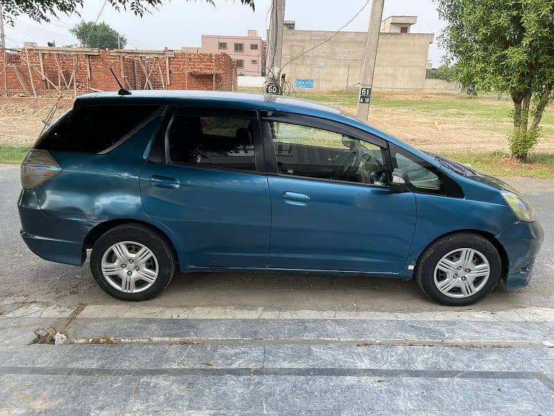 Honda fit shuttle 5