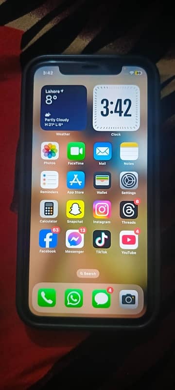 iPhone 11 total original mobile 100 bettry no one falt 64gb 1