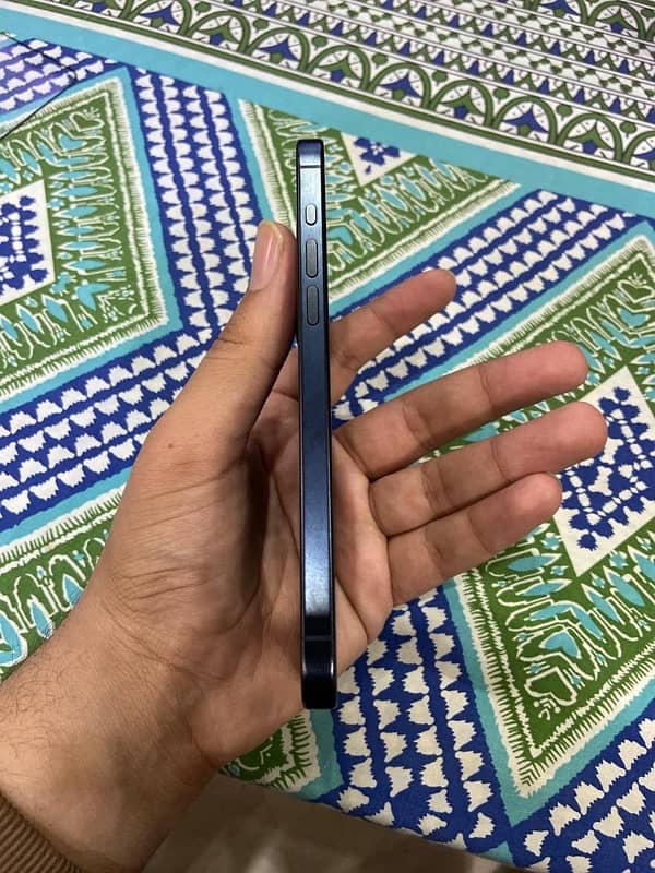 iphone 15 pro max blue titanium 5