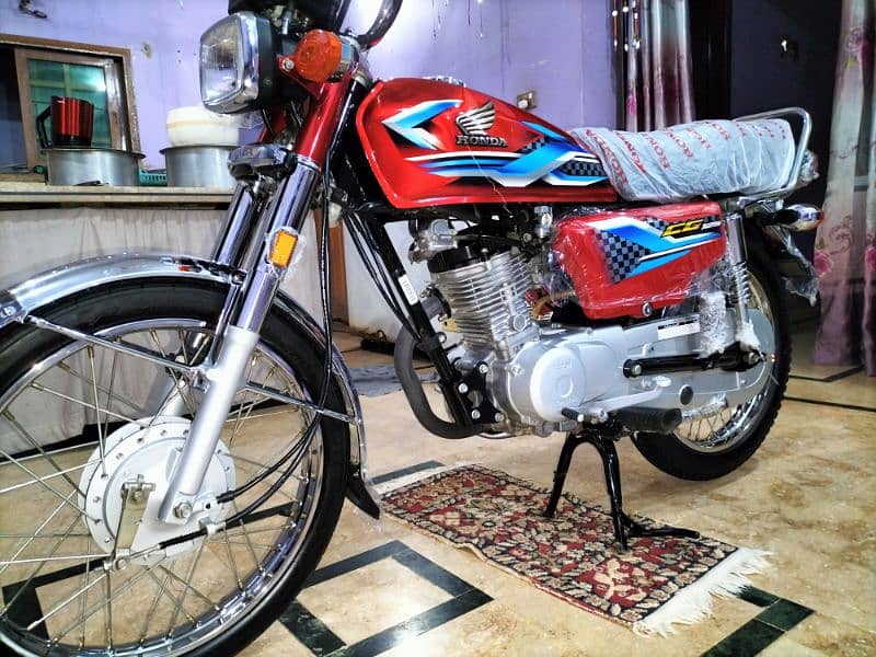 Honda CG 125 2024 3 mahine Ki Hai first owner 17