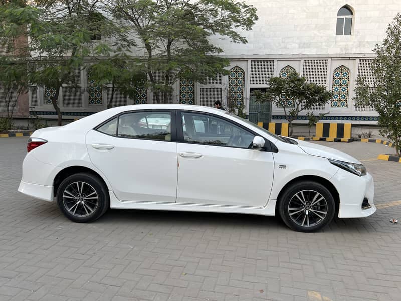 Toyota Corolla Altis 2021 1.6X Manual 1