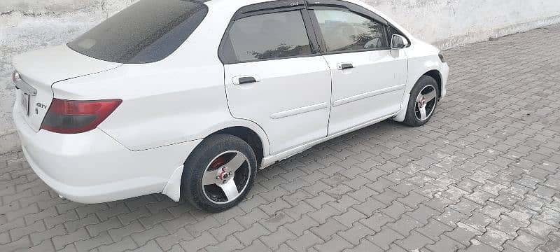 Honda Civic EXi 2005 11