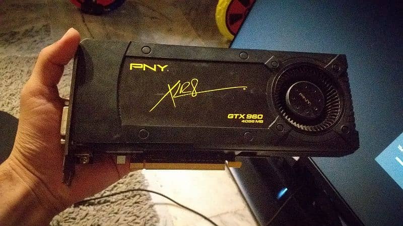 pny gtx 960 4 gb ddr5 128 bit with 6 pin connector 0