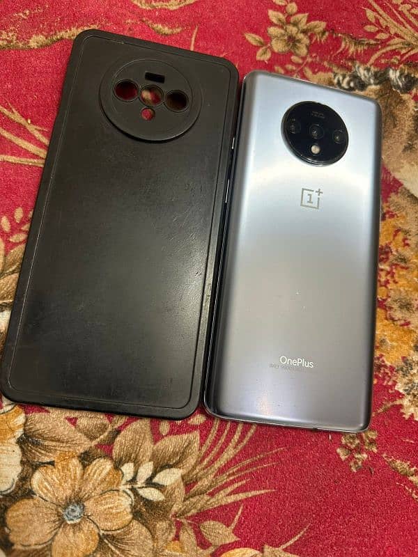 one plus 7t 8/128 dual sim pta approved for sale read add plz 4