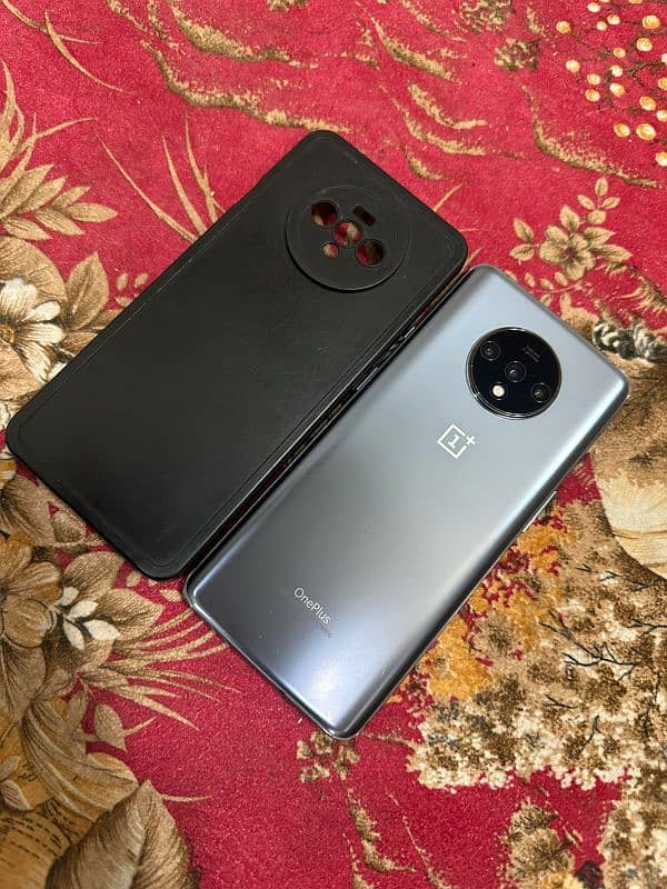 one plus 7t 8/128 dual sim pta approved for sale read add plz 6