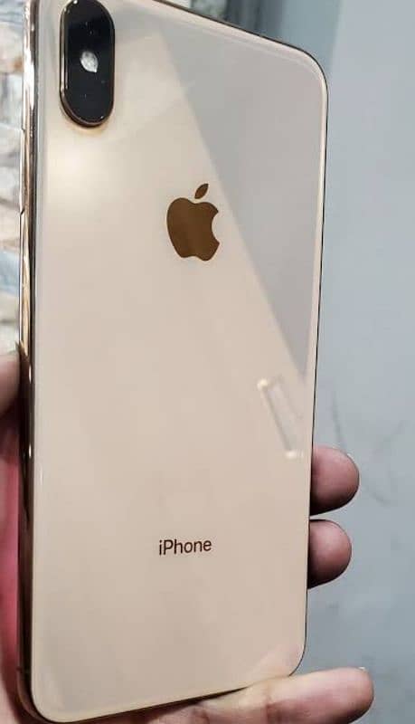 iphone XS new condition, reasonable price totally. 0