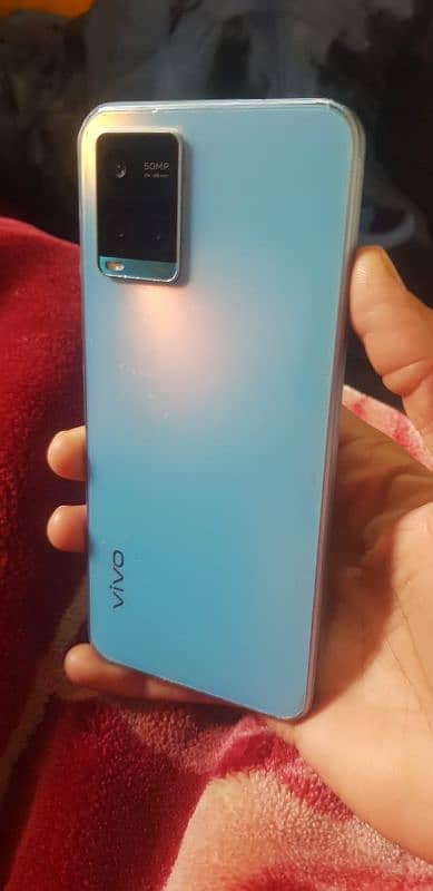 Vivo y33s.       12/128 gb 2