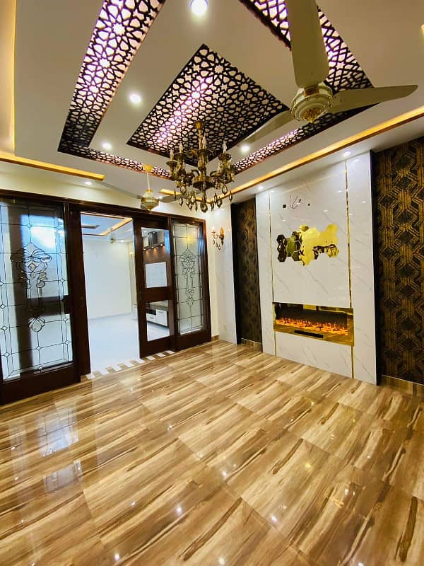 Luxurious Designer 10 Marla Brand New House For Sale In Bahria Town Lahore 5