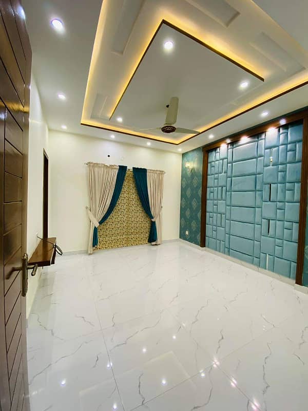 Luxurious Designer 10 Marla Brand New House For Sale In Bahria Town Lahore 14