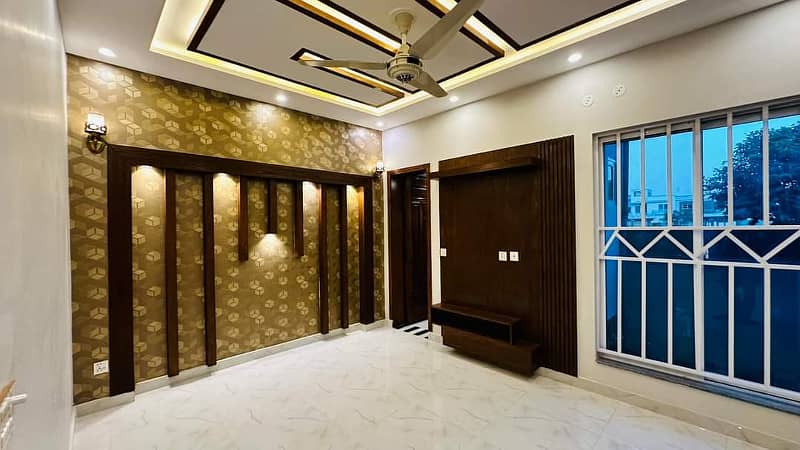 Luxurious Designer 5 Marla Brand New House For Sale In Bahria Town Lahore 5