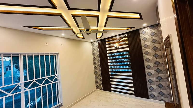 Luxurious Designer 5 Marla Brand New House For Sale In Bahria Town Lahore 19