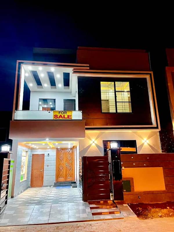 Luxurious Designer 5 Marla Brand New House For Sale In Bahria Town Lahore 6