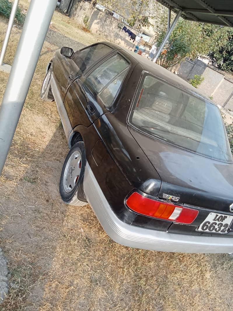 Nissan Sunny 1990 6