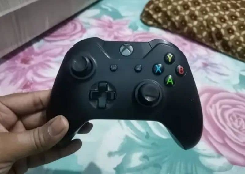 XBOX ONE 3