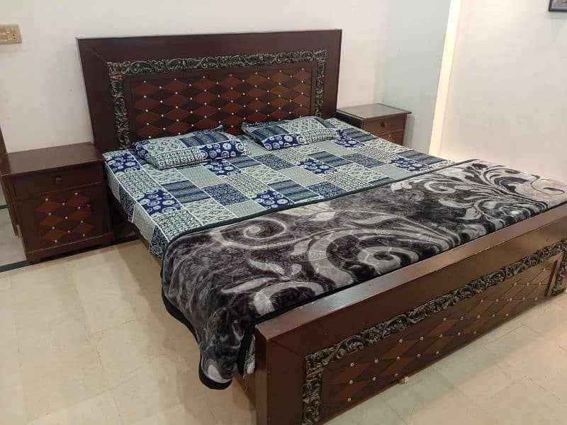 Bed Set and Dressing Table for Sale 0