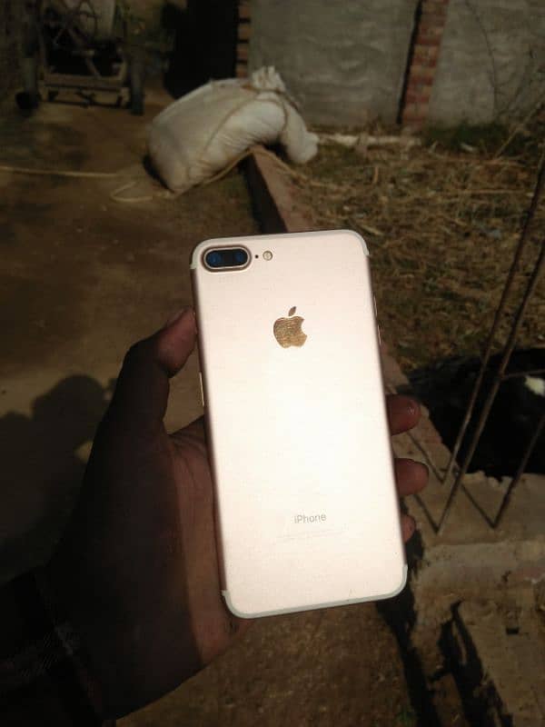 iPhone 7 plus 128gb pta prvd only btry change 7