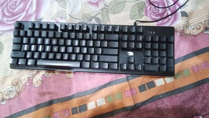 Membrane keyboard with rgb lighting. 2