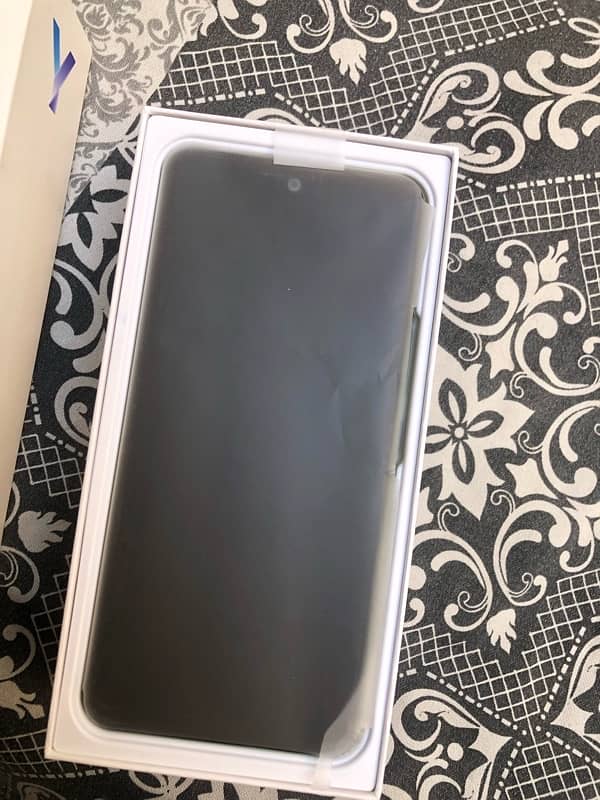 vivo Y 100 available for sale 1