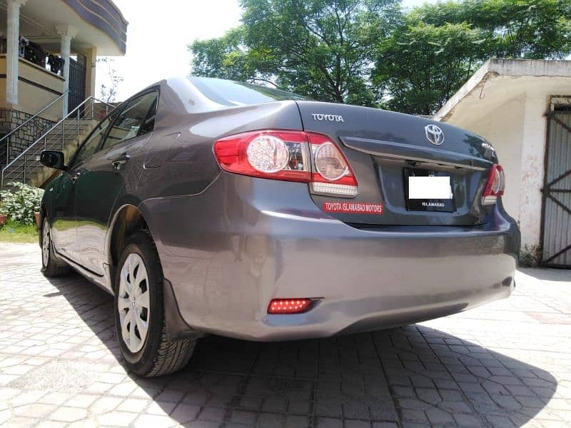 Toyota Corolla GLI 2012 4