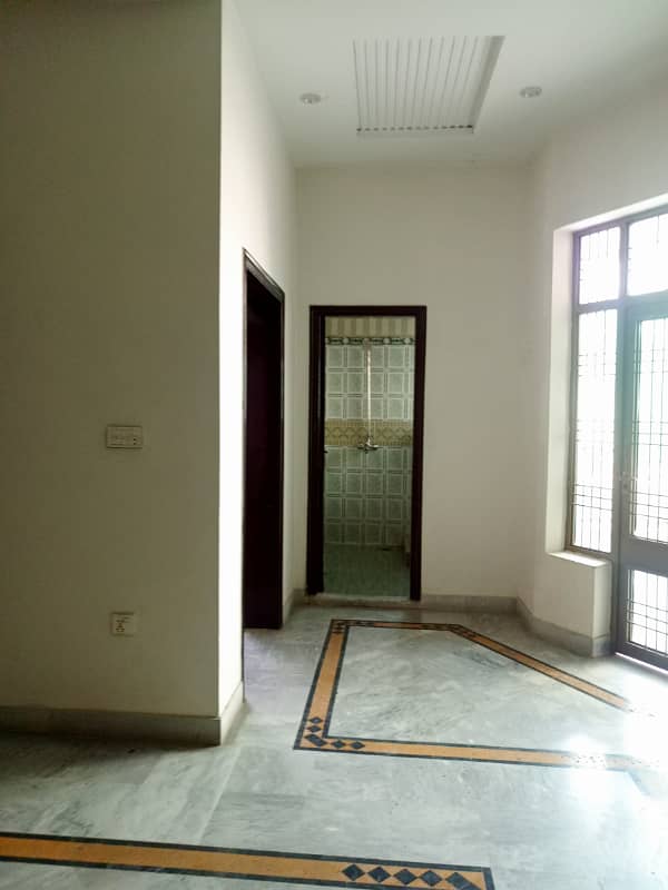 1 Kanal House for Rent in Gulberg for Family and Silent office (Call center + Software house) 7