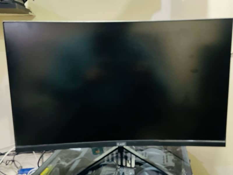 Gaming curved monitor 0