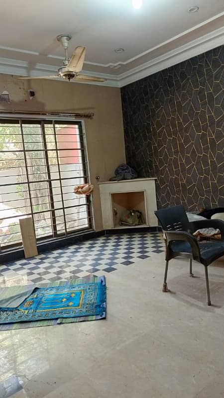 10 marla house for rent in Johar town for Family and Silent office (Call center + Software house) 3